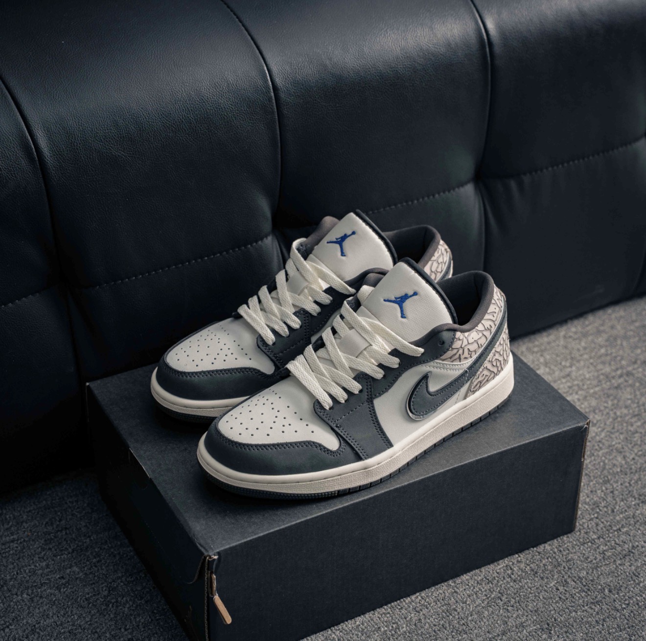 Air Jordan 1 DT pure